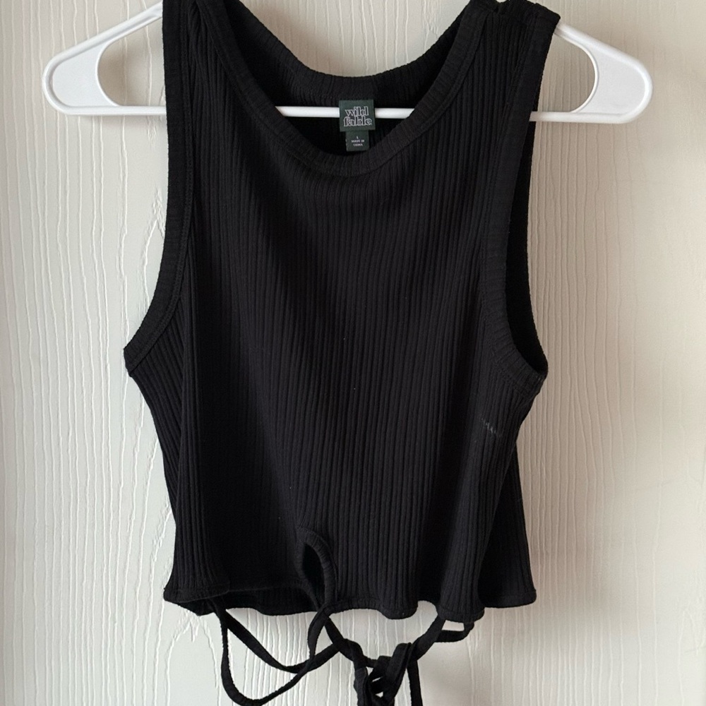 Wild Fable Black Sleeveless Crop Top
